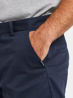 Sale Didriksons Hakon Shorts Navy